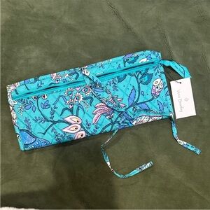 Vera Bradley Blue Floral Women's curling and flat iron pad travel case.